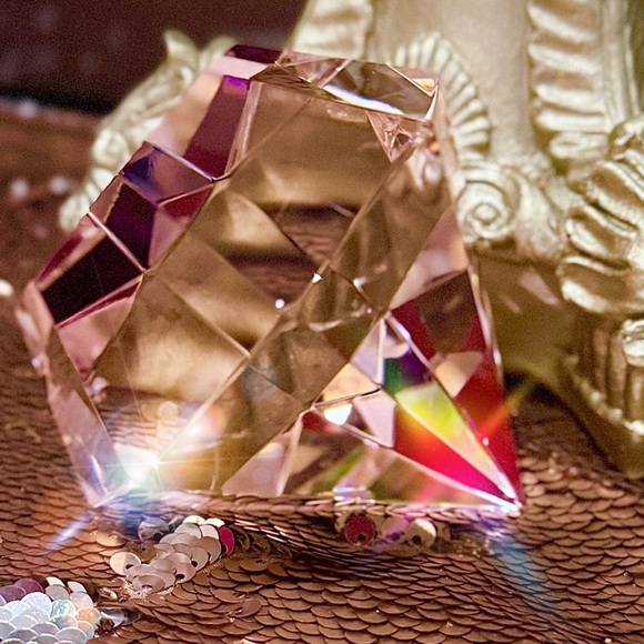 Art Glass - Diamond Prism - Picture 4 of 5